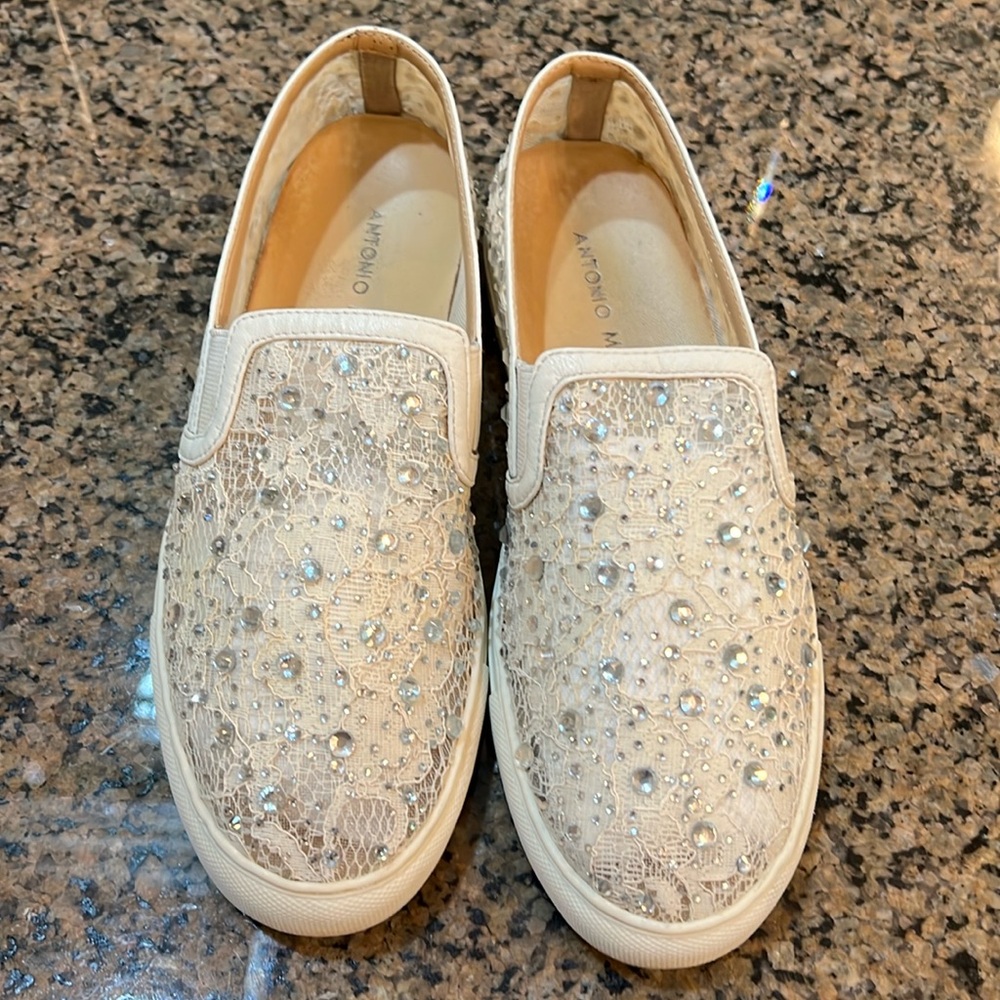 Antonio Melani jeweled shoes - size 6.5